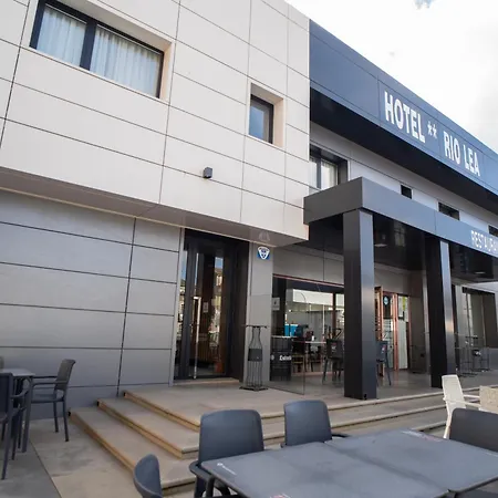 Hotel Rio Lea 2*